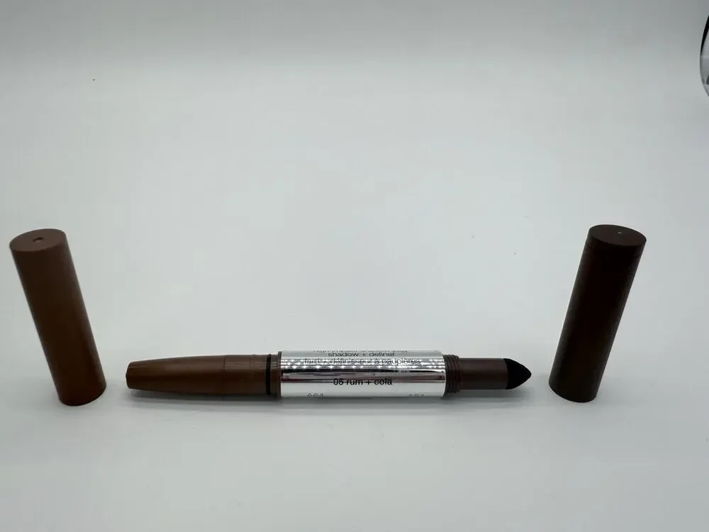 Clinique High Impact Shadow Play Shadow + Definer 05 RUM + COLA .06oz./1.9g